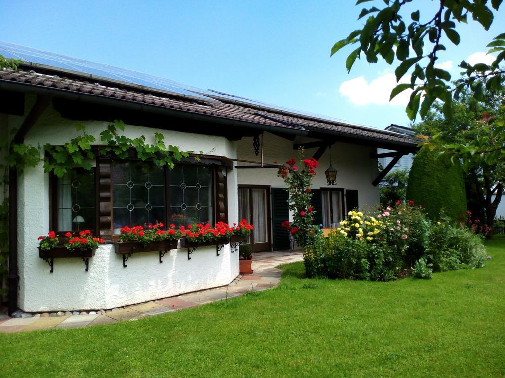 Haus Huber Apartamento Übersee Exterior foto